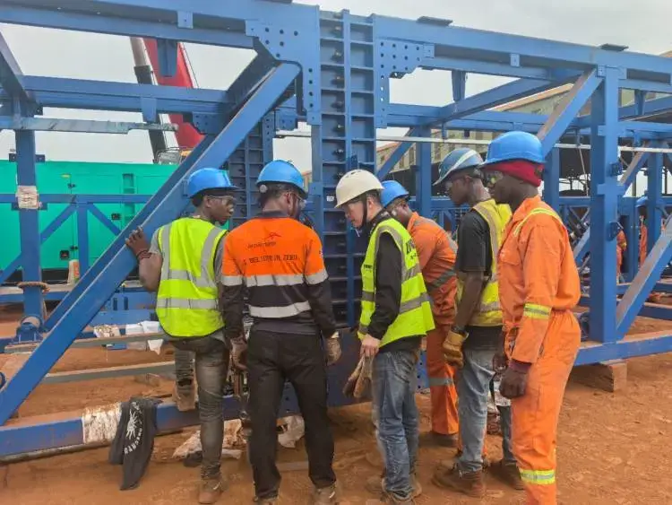 Zoomry technical engineers provide on-site guidance.webp